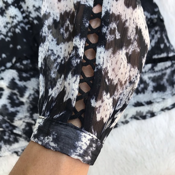 Greylin Boho Chiffon Sheer Peasant Blouse - Picture 4 of 8